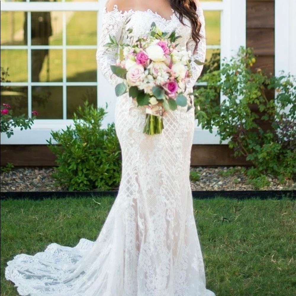 Ivory Wedding Dress